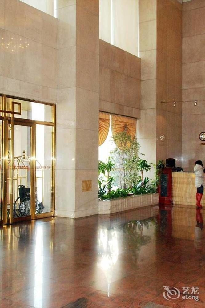 Tianjin Tianyu Hotel Екстер'єр фото