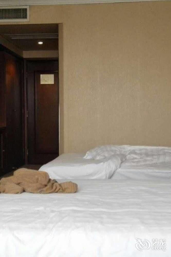 Tianjin Tianyu Hotel Екстер'єр фото